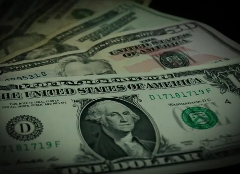 El dólar se cotiza al alza este viernes 16 de enero en medio del ingreso de dólares por emisión del Gobierno.