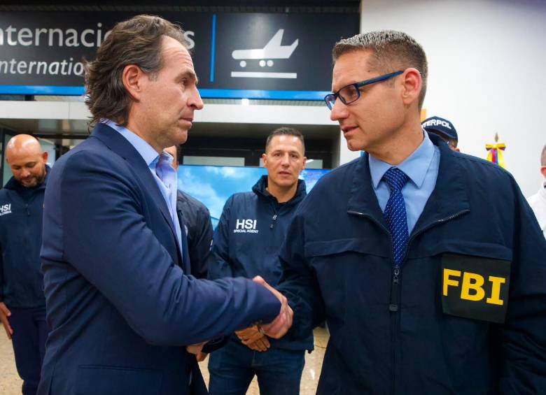 El alcalde Federico Gutiérrez presentó la Task Force Medellín 2026, una fuerza de tarea que reúne a FBI, HSI, US Marshals, Interpol y Migración Colombia para operar entre el 28 de julio y el 10 de agosto.
