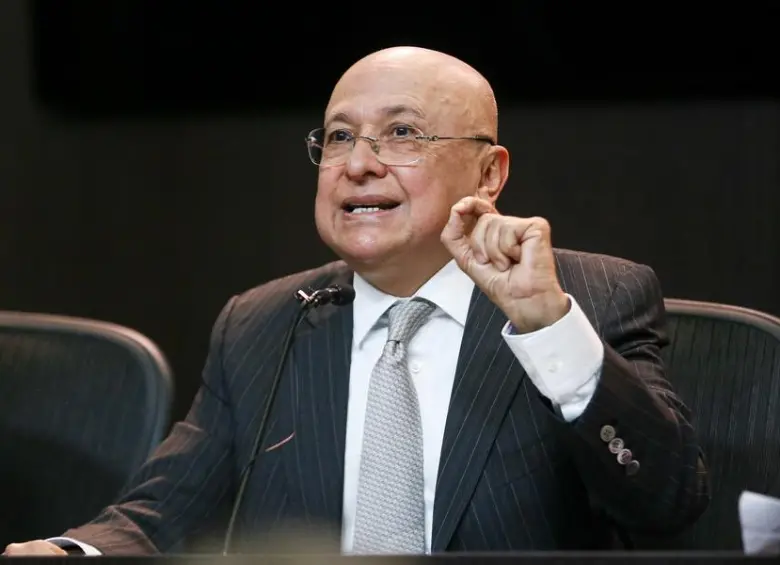 Eduardo Montealegre, Ministro de Justicia, en una rueda de prensa. FOTO: COLPRENSA