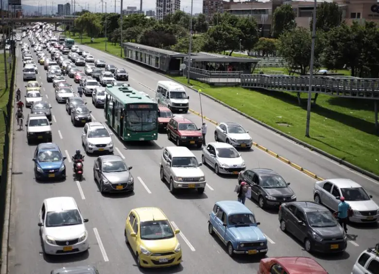 Barranquilla, Cartagena y Bogotá, las ciudades donde más tiempo se pierde en tráfico. FOTO: Colprensa.