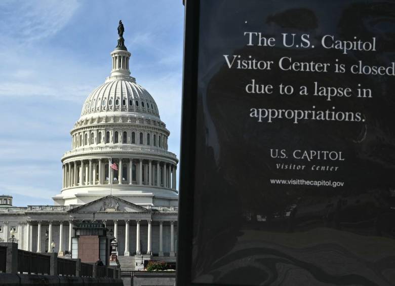 El cierre del gobierno de EE. UU. se convirtió en el más largo jamás registrado el 5 de noviembre de 2025, superando el récord de 35 días establecido durante el primer mandato de Donald Trump. FOTO: AFP