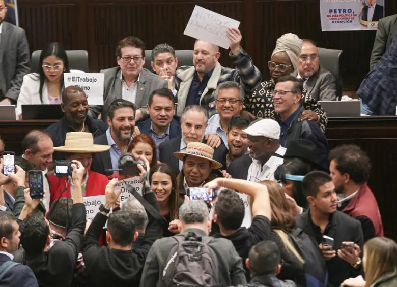 En la Cámara de Representantes del Congreso de la República se aprobó el texto de conciliación de la reforma laboral.