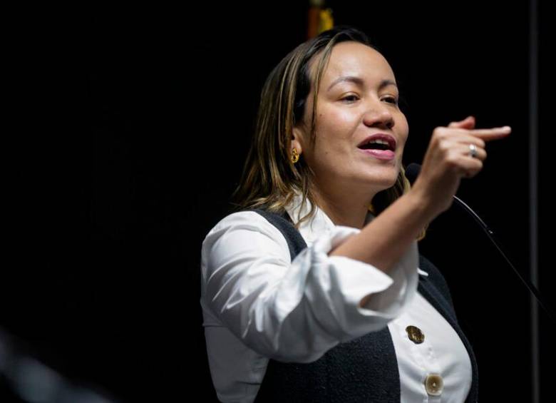 La ministra Corcho dijo que es hora de poner fin al ciclo de liquidar EPS para trasladar usuarios a otras que luego estarán en igual situación. FOTO: COLPRENSA