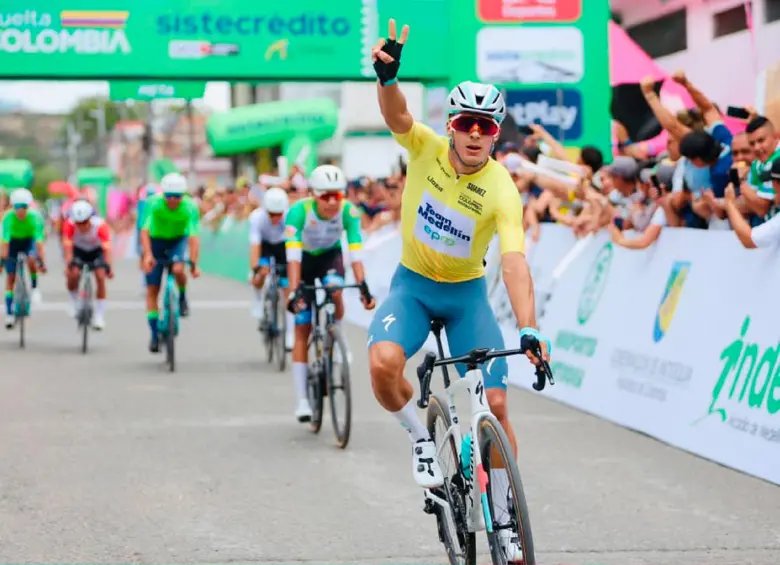 Wilmar Paredes vive uno de sus mejores años como ciclista. En la Vuelta a Colombia ya suma dos triunfos. FOTO: CORTESÍA FEDECICLISMO