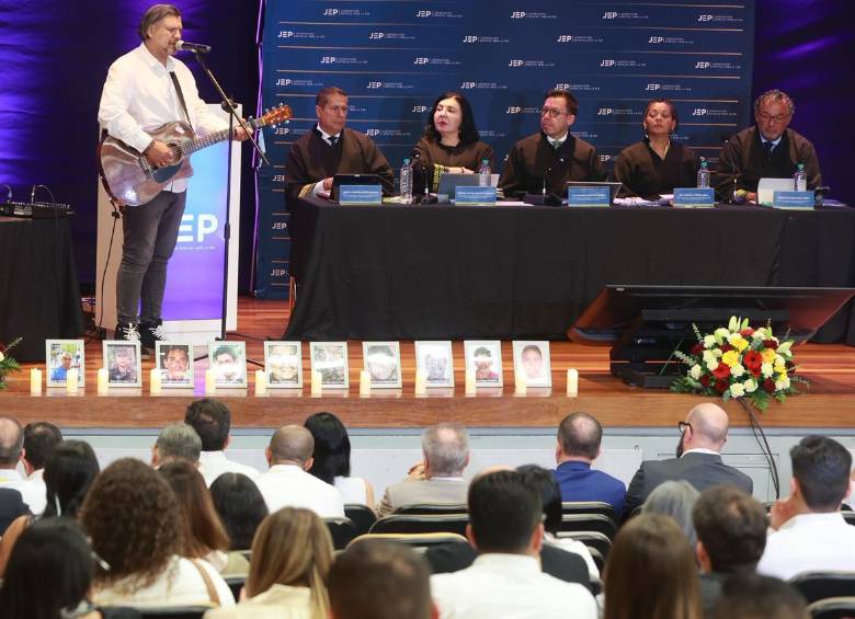 Las audiencias se llevan a cabo en el Museo Casa de la Memoria de Medellín. FOTO Manuel Saldarriaga.