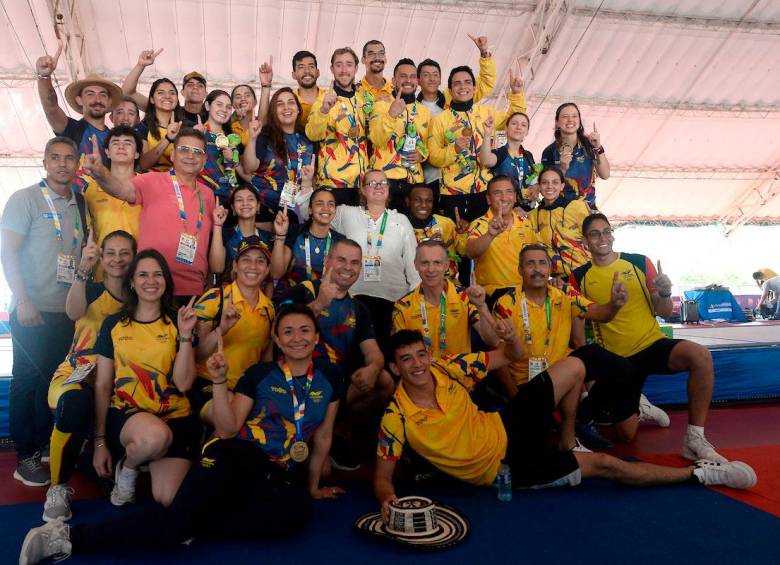 El esgrima aportó 12 medallas a la delegación colombiana que participó en los Juegos Bolivarianos del 2022. FOTO: CORTESÍA JUEGOS BOLIVARIANOS. 