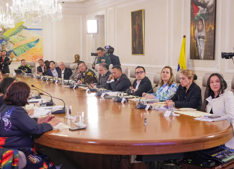 La encuesta midió la popularidad de los 19 ministros que hacen parte del gabinete de Gustavo Petro. Foto: Presidencia
