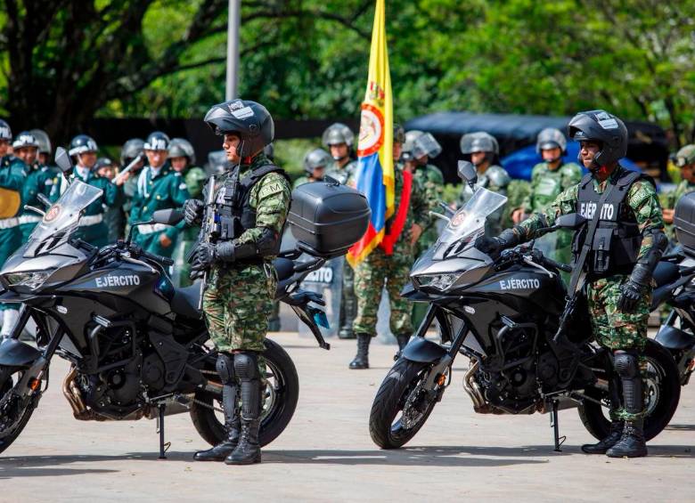 Las motos servirán para apoyar los patrullajes de la Policía en las zonas rurales y urbanas más álgidas de la capital antioqueña. FOTO: ALCALDÍA