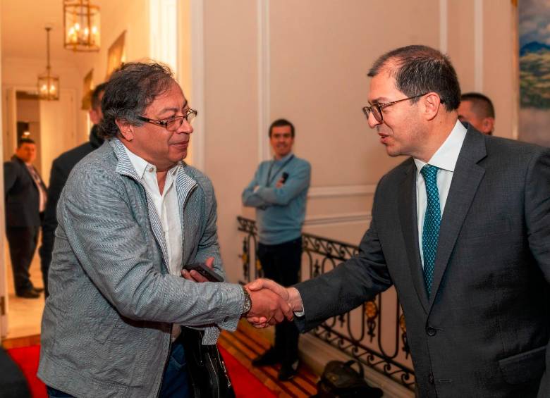 El presidente, Gustavo Petro, y el fiscal, Francisco Barbosa, se encontraron este lunes de Pascua en la Casa de Nariño. FOTO: Archivo / Cortesía Presidencia
