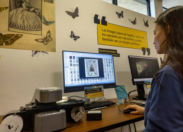 En el Centro de Documentación los investigadores y usuarios pueden consultar bases de datos, archivos de periódicos y filmícos, entre otras fuentes de información. Foto: Camilo Suárez.