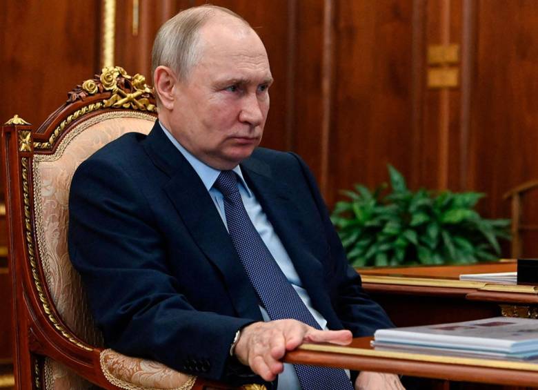 La ciudadanía rusa espera la candidatura del actual presidente, Vladímir Putin, ya que, muchos de sus opositores de envergadura, han sido encarcelados o forzados al exilio. FOTO: AFP