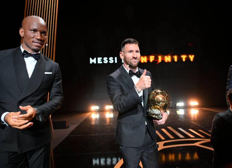 Lionel Messi obtuvo su octavo Balón de Oro, récord. FOTO X @ballondor