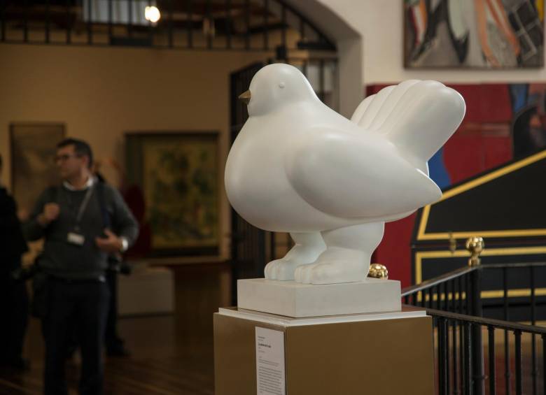 La paloma de la paz, escultura de Fernando Botero, hace parte del patrimonio cultural de la Casa de Nariño. FOTO: Colprensa
