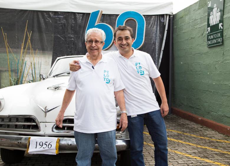 Don Juan de Jesús Arcila Tamayo (QEPD) y su hijo, Luis Andrés Arcila Piedrahíta, gerente general de la compañía. Él asumió la dirección de los destinos de PILOTO S.A.S., desde 2009. Foto: Cortesía.