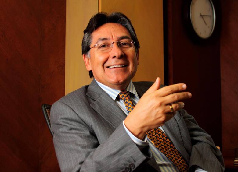 Néstor Humberto Martínez era fiscal general de la nación cuando se ordenó la captura de “Santirch”. FOTO EL COLOMBIANO