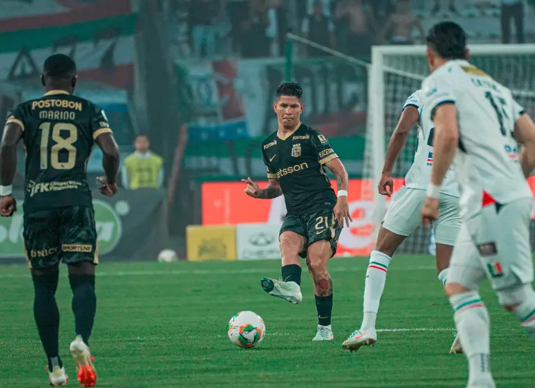 En la imagen aparece Jorman Campuzano, uno de los más destacados del club verde en la campaña. FOTO ATLÉTICO NACIONAL