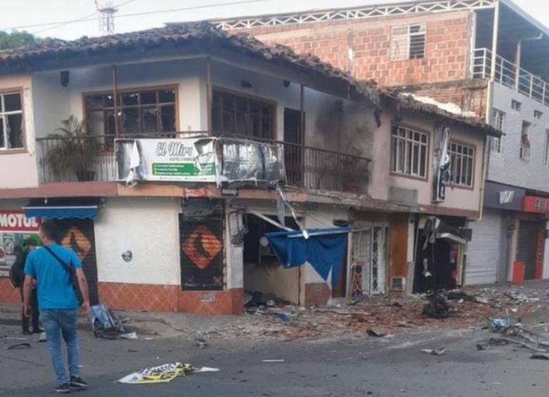 El ataque terrorista en Jamundí, Valle, fue perpetrado en horas de la mañana de este lunes 20 de mayo. FOTO: Tomada de X (antes Twitter) @diegocandelom