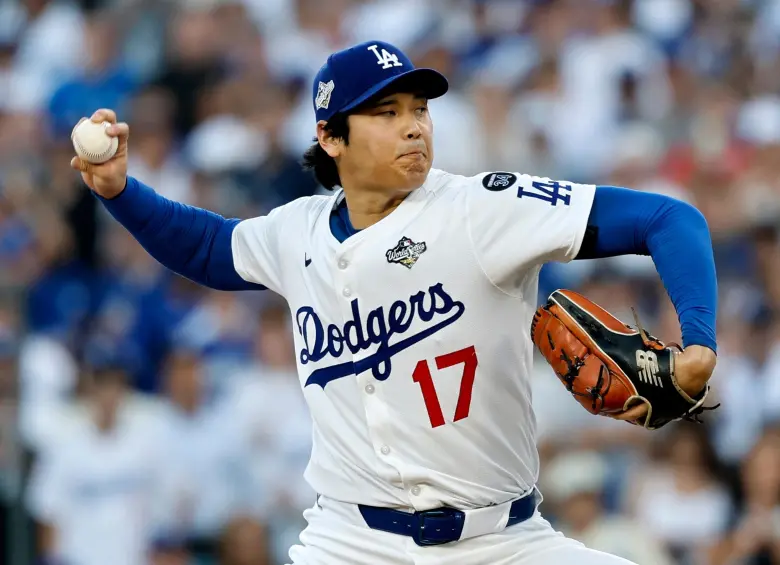 El beisbolista japonés Shohei Ohtani, de 31 años, tiene el contrato más alto en la historia del deporte. Firmó con Los Dodgers por 10 años a cambio de 700 millones de dólares. Se los pagarán en cuotas hasta 2043. FOTO GETTY