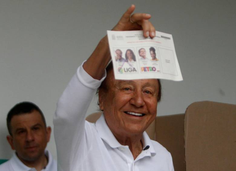Rodolfo Hernández aceptó la victoria de Gustavo Petro en las elecciones presidenciales de 2022. EFE/