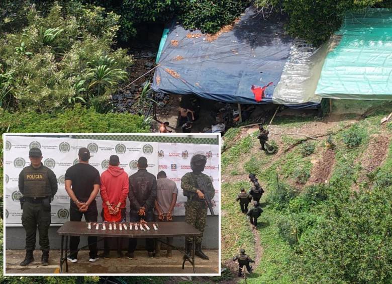 Adelante, los cuatro detenidos en el operativo. Atrás, el socavón en la vereda San Andrés. FOTO: Cortesía Policía Metropolitana.