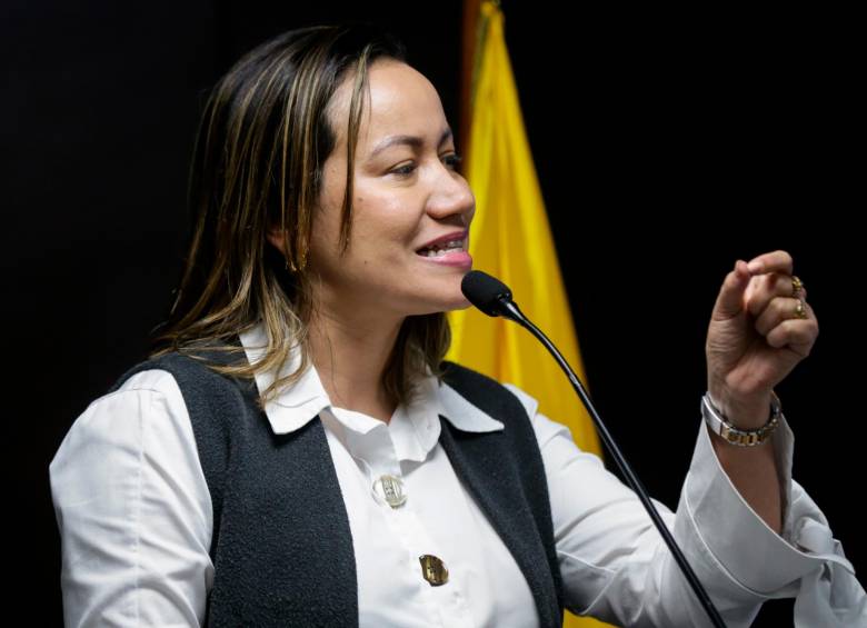 La ministra de Salud, Carolina Corcho, ha insistido en que es necesario eliminar las EPS para salvar el sistema de salud. FOTO: COLPRENSA