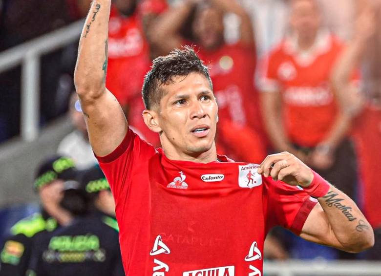 El volante Rafael Carrascal regresó al América de Cali en 2025, después de haber tenido un paso por el fútbol de Paraguay. FOTO: TOMADA DEL INSTAGRAM DE AMÉRICA DE CALI