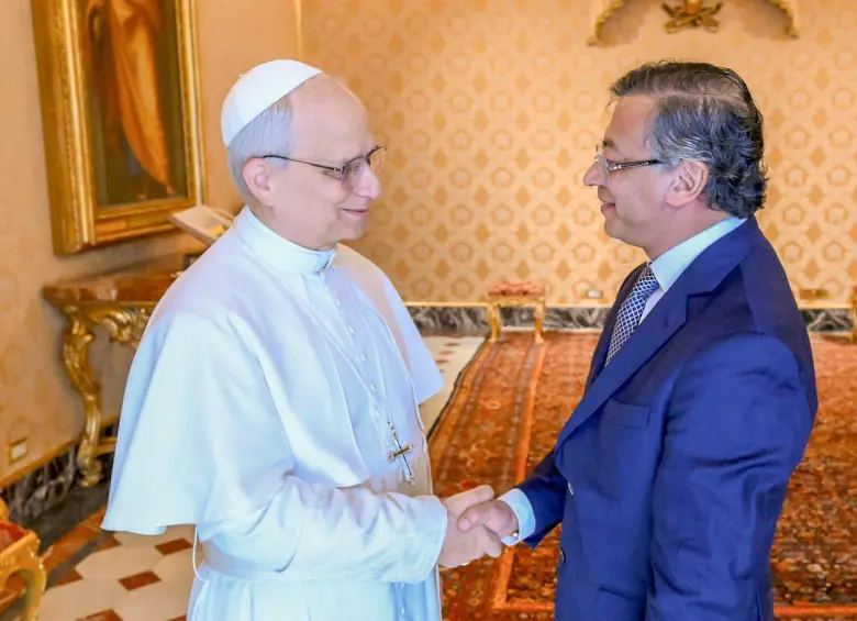 Papa Leon XIV y presidente Petro. Foto: Presidencia.