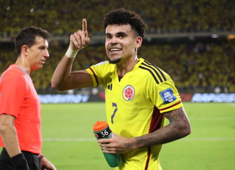Lucho Díaz convirtió los dos goles que le dieron la victoria a Colombia contra Brasil por Eliminatorias. FOTO: COLPRENSA