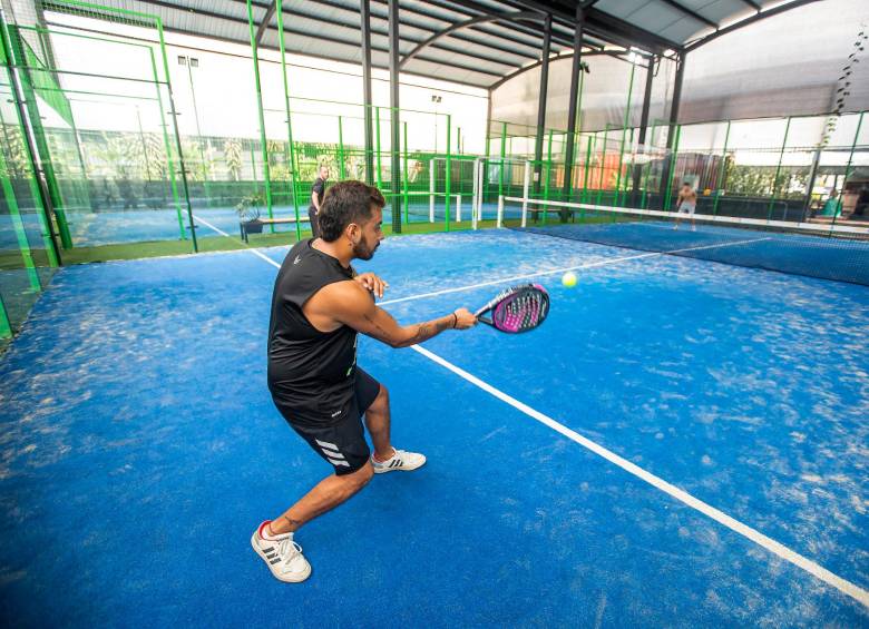 Uno de los centros que se ha venido consolidando en Medellín para la práctica de esta disciplina es el Arena Sport Club. FOTO Jaime Pérez