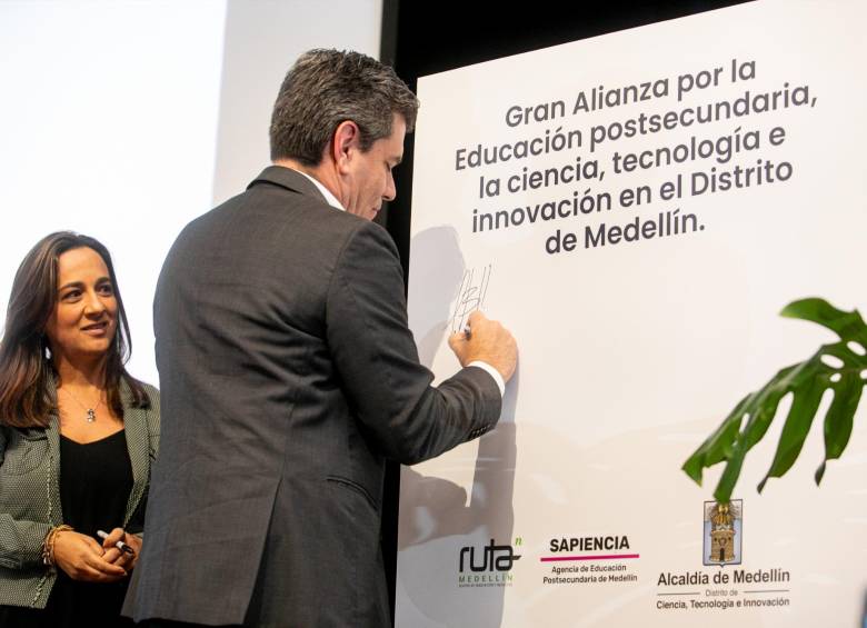 En la Universidad Ces se llevó a cabo el encuentro financiero de educación privada. FOTO: Universidad CES