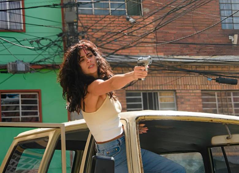 La actriz paisa Juanita Molina durante la grabación de una escena. Foto Cortesía.