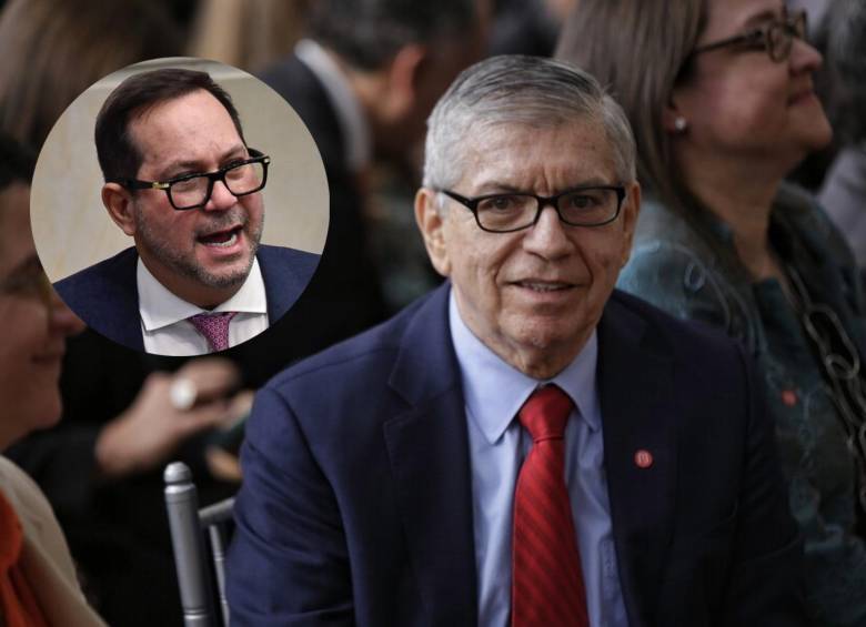 A la izquierda, Lidio García, actual presidente del Senado. De fondo, César Gaviria, presidente del Partido Liberal. FOTOS: COLPRENSA