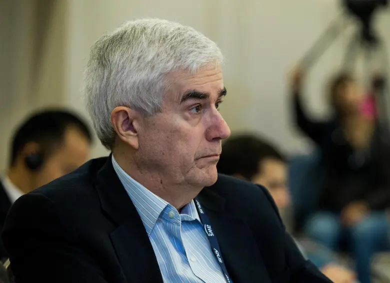 El exgerente de EPM Carlos Enrique Moreno recuerda las lecciones del apagón de 1992 y alerta sobre retrasos en generación, transmisión y licenciamiento de proyectos energéticos. FOTO EL COLOMBIANO