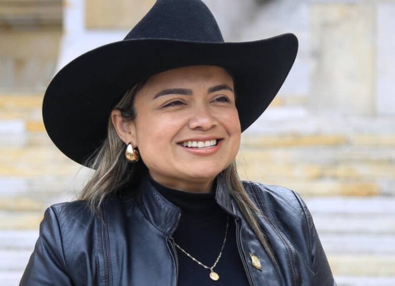 Con su sombrero, Garrido da un salto en la política y se presenta a una curul en el Senado. FOTO Colprensa