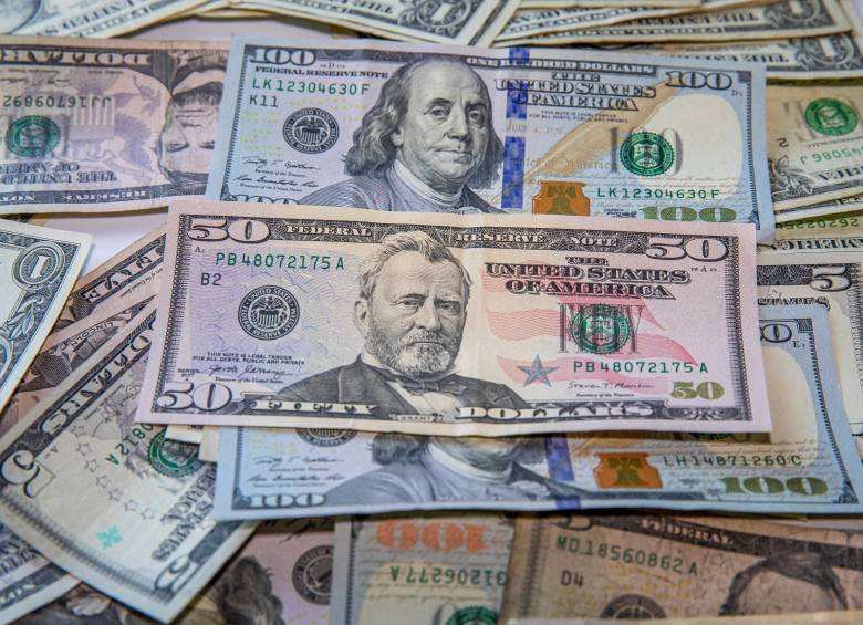 La TRM del dólar en Colombia arrancó esta semana en $4.239,23. FOTO EL COLOMBIANO