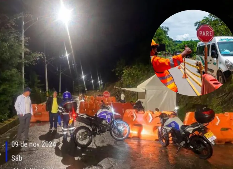 Paso restringido en la vía hacia Santa Elena por derrumbe presentado en la noche del sábado 9 de noviembre. FOTO: Redes sociales y El Colombiano