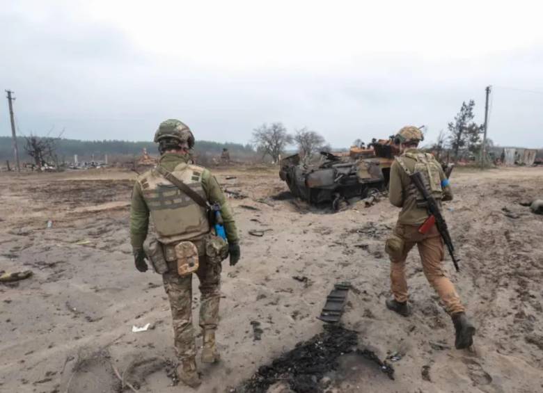 Los jóvenes son engañados con promesas de salarios hasta de 40 millones de pesos. Foto: EFE