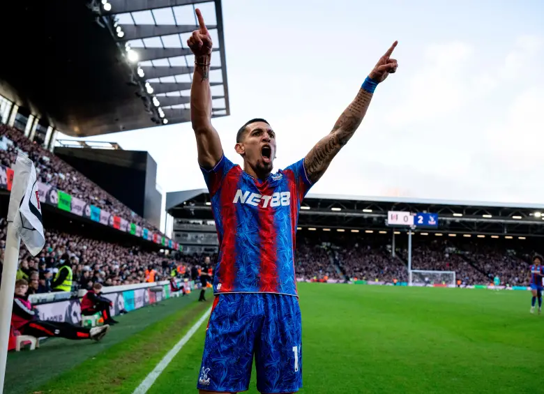 Daniel Muñoz, de 29 años, tiene contrato con el Crystal Palace hasta 2028. Sin embargo, es pretendido por varios equipos grandes de Europa. FOTO: GETTY
