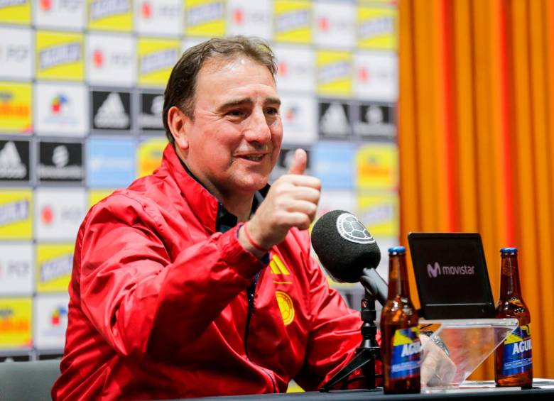 El técnico Néstor Lorenzo anunció a los 26 convocados. FOTO: COLPRENSA