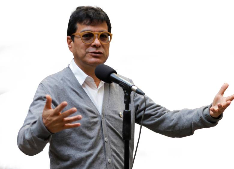 Danilo Rueda pierde respaldo: piden su renuncia tras crisis con el Clan del Golfo