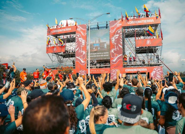 Las calles de Medellín volverán a llenarse de energía, música y miles de historias personales cuando Corre Mi Tierra regrese a la ciudad el próximo 19 de abril. FOTO: Cortesía CMT