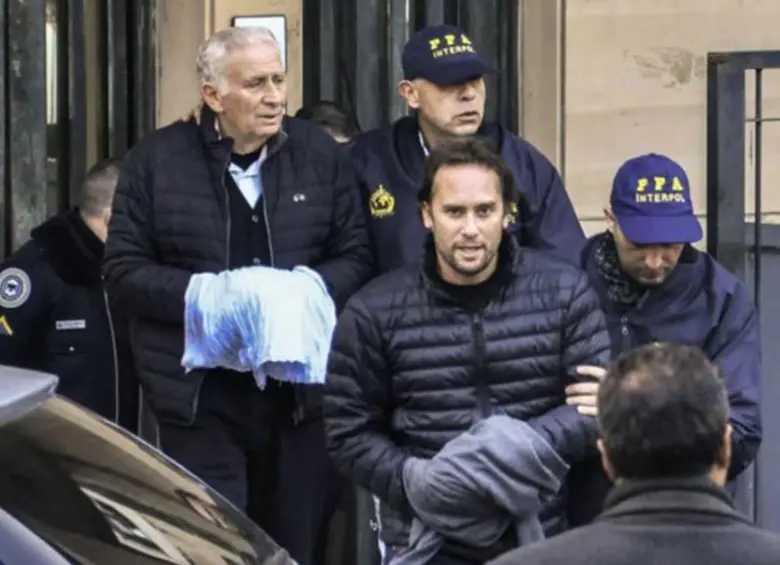 Los ejecutivos argentinos aceptaron la confiscación de una fortuna tras admitir su rol en el entramado de sobornos. FOTO: AFP