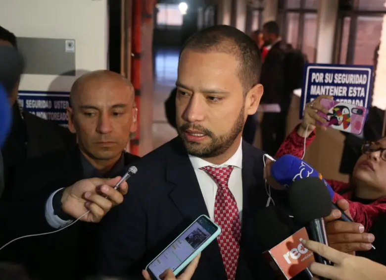El juicio contra los abogados Diego Cadena Ramírez y Juan José Salazar, se desarrolla en paralelo al proceso penal contra el expresidente Álvaro Uribe. FOTO: Colprensa