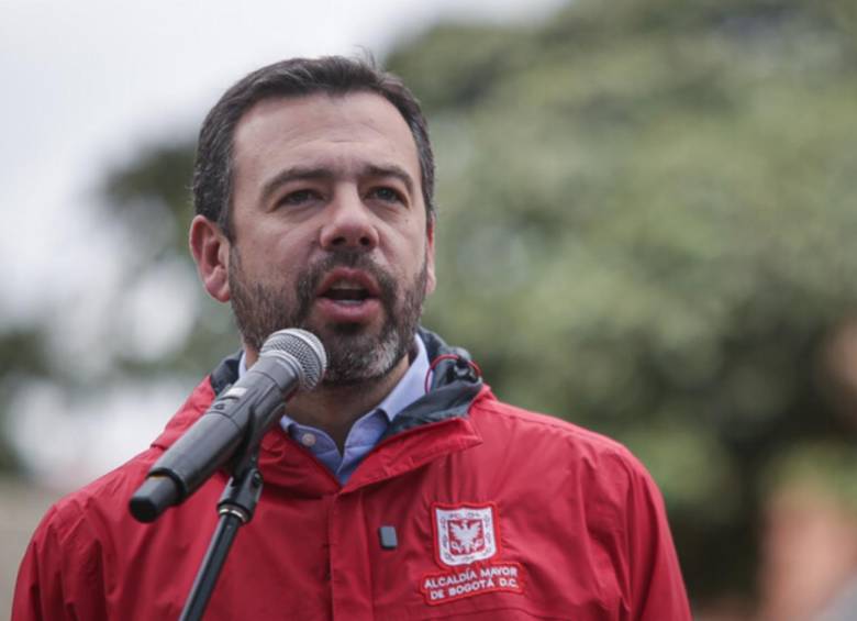 Carlos Fernando Galán, alcalde de Bogotá, aseguró que la Policía en la capital enfrenta complicaciones para acceder a información de cámaras de seguridad privadas en ciertas zonas de la ciudad. Foto: Colprensa. 