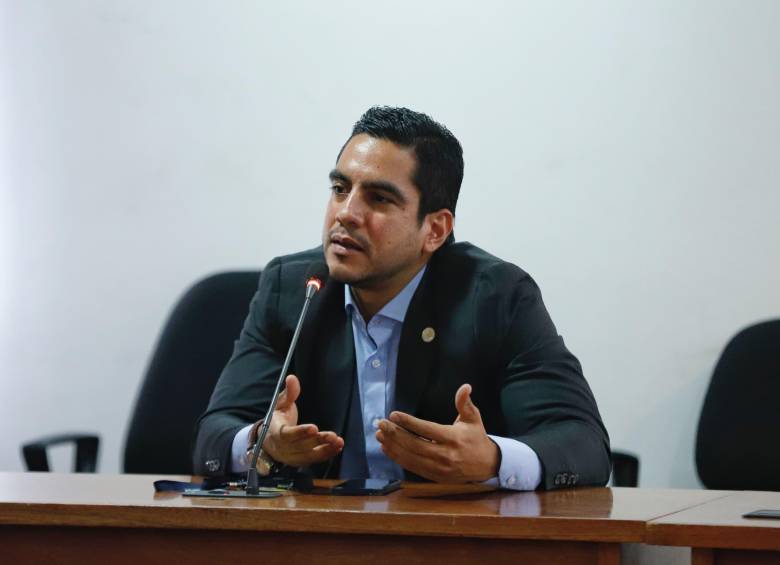 El senador Alex Flórez es investigado por violencia intrafamiliar. Foto: colprensa