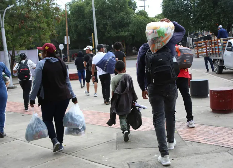 La Defensoría lanzó una alerta por el incremento de familias desplazadas. Foto: Colprensa