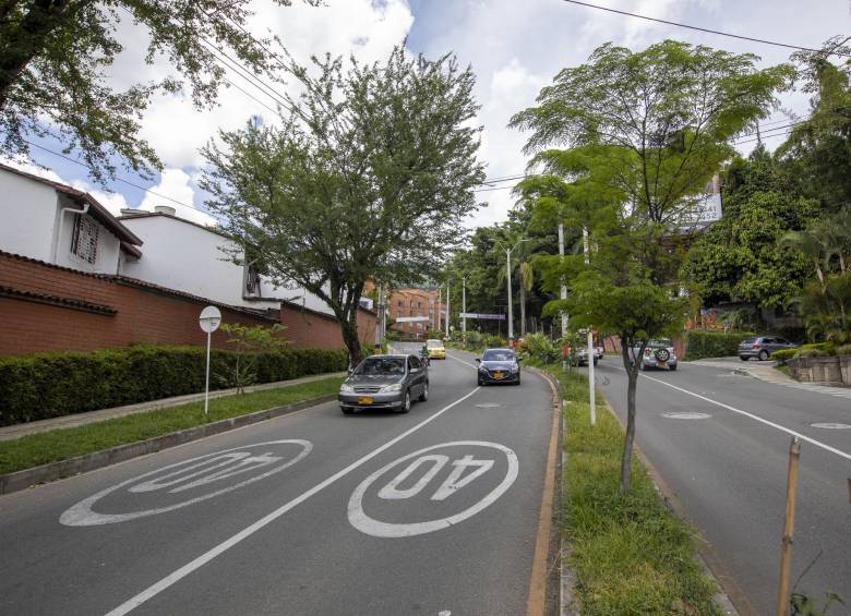 El Escobero es una de las vías que sufrirá las restricciones impuestas Foto: EL COLOMBIANO