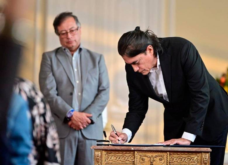 Gustavo Bolívar asumió como director de Prosperidad Social en marzo de 2024. FOTO: PRESIDENCIA