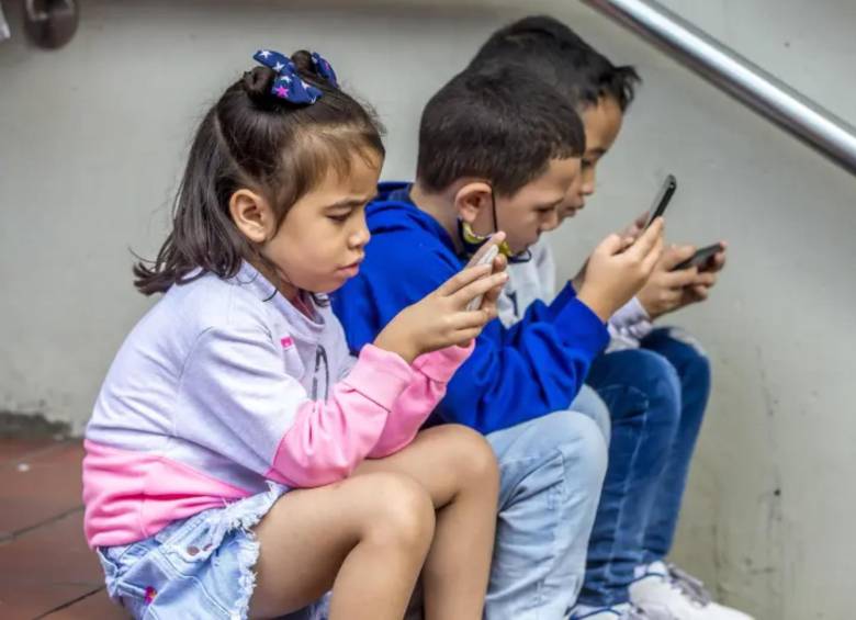 Luego de que Meta aceptara pagar hasta 18.000 millones de dólares para cerrar un juicio histórico por adicción digital en menores, la ONU elevó la presión sobre la industria. FOTO: Juan Antonio Sánchez