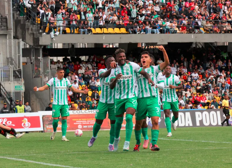 Dayron Asprilla y el festejo del gol que abrió el marcador en Pasto. FOTO COLPRENSA